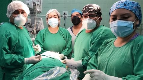 Oncólogos de Hospital Regional de Nuevo Chimbote extirpan tumor a