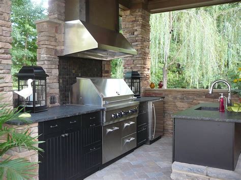 Building the Perfect Outdoor Kitchen - Lanai Outdoor Kitchens