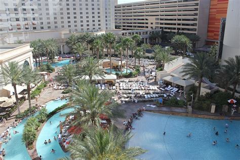 Monte Carlo Casino Swimming Pool, Las Vegas | Las vegas, Las vegas ...