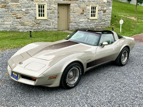 Award Winner Chevrolet Corvette Collector Edition Barn Finds