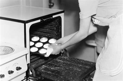 Waste Not Want Not 1940s Advice On Frugal Food Preparation Retro