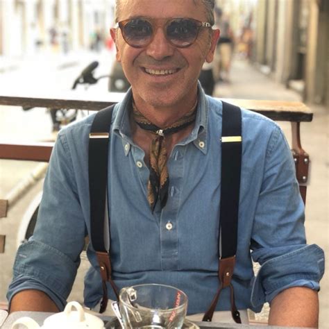 Naked Clothing Web Growing