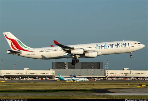 R Adb Srilankan Airlines Airbus A Photo By Giorgio Parolini