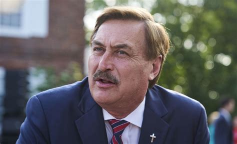 Mike Lindell Net Worth, Wiki, Age, Height, Marriage, Career, Social