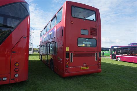 LK04UWW VP614 LK04UWW VP614 Preserved Metroline Plaxton Pr Flickr