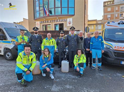 Guardia Di Finanza Donati Alla Misericordia Di Poggibonsi Litri Di