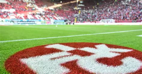 Hohe Geldstrafe für Kaiserslautern für unsportliches Fan Verhalten