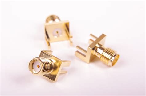 Everything You Need to Know About the SMA Connector | Meridian Cable ...