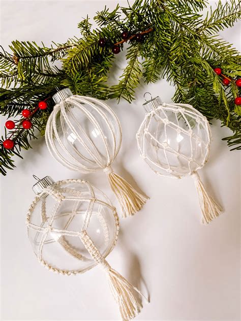 3 Diy Macrame Christmas Ball Ornaments Artofit