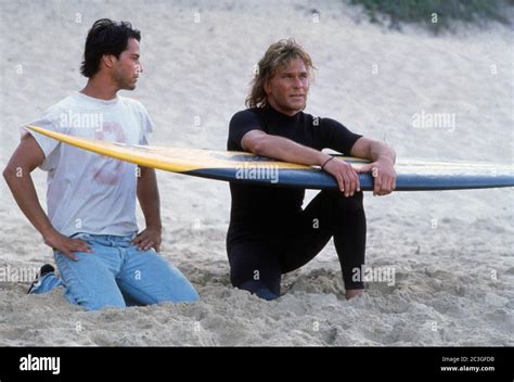 Patrick Swayze And Keanu Reeves In Point Break 1991 Directed By