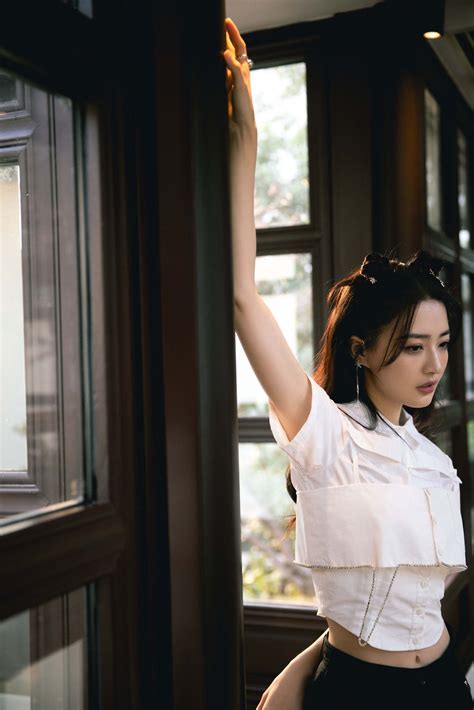 Xu Lu Poses For Photo Shoot China Entertainment News