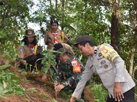 Lestarikan Lingkungan Kodim Tanam Pohon Alpokat