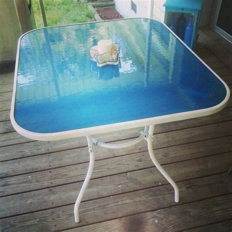 Spray Paint Underneath A Glass Top Table Patio Furniture Makeover Glass Kitchen Tables