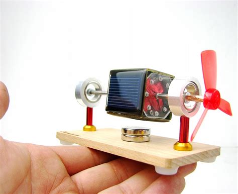 Magnetic Solar Mendocino Motor Educational Physics Toy With Light