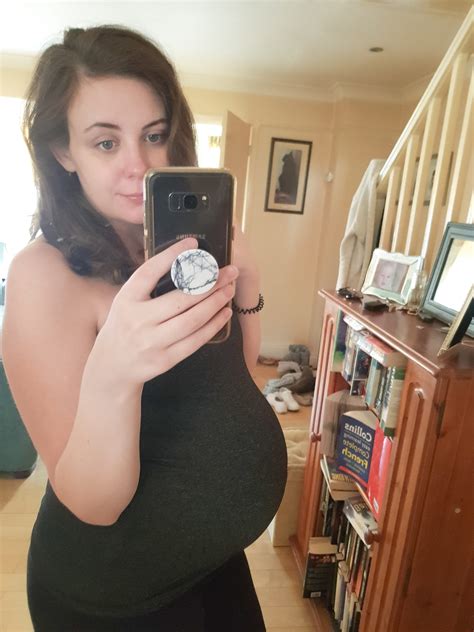 38 Weeks Pregnant Possibly The Last Bumpdate Reality In Reverie