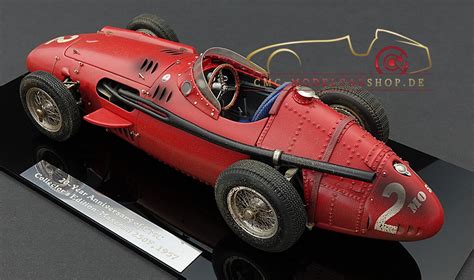 CMC Maserati 250F Dirty Hero Modellauto Cmc Modelcarshop De