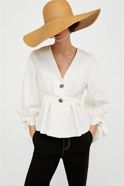 Las Camisas Blancas M S Guay Son De Zara Stylelovely