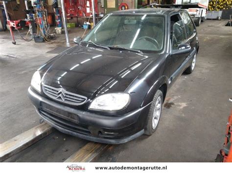 Citroen Saxo 1 4i VTR VTS Sloopvoertuig 2000 Zwart