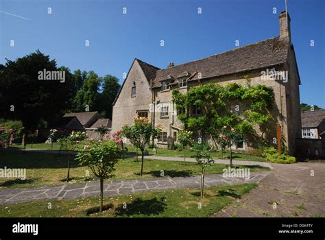Vicarage At St Mary The Virgin Church In Bibury A Lovely Cotswolds