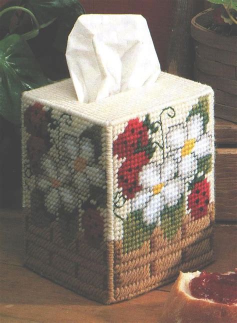 Plastic Canvas Strawberry Delights Set 1 Pattern Boutique Tissue Box Cover Plastic Canvas