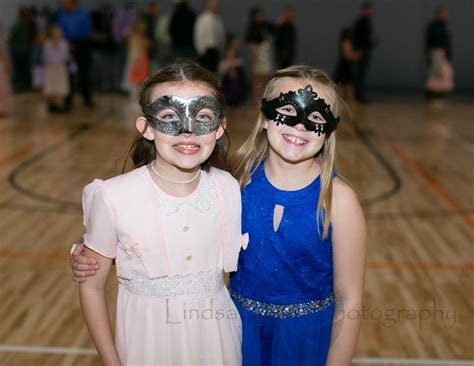 Lindsay Kaye Photography Father Daughter Dance Candid 2024