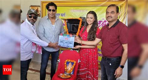 Raksha Gupta Joins Viraj Bhatt For Her Next Film Vadh Bhojpuri