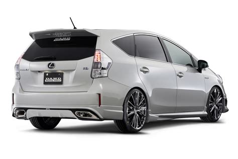 Prius α Toyota エアロパーツ、ドレスアップのダムド Damd Inc