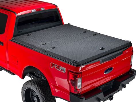 2023 Nissan Titan Heavy Duty | Tonneau Covers World