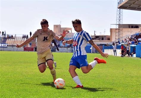 Tercera RFEF El Motril Hace Los Deberes En Melilla Y Salva La