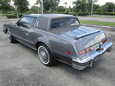 1985 Oldsmobile Toronado Brougham for sale: photos, technical ...