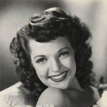 Anne Gwynne Babe Page Watch This Actress On FreeOnes