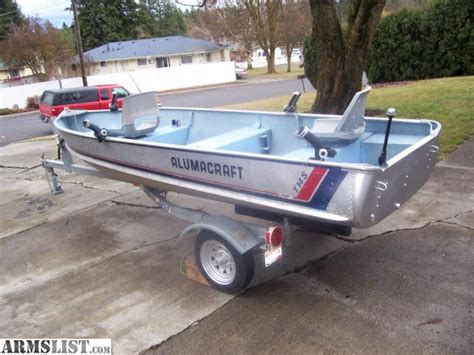 14 Foot Alumacraft Boat