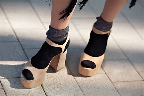 Calcetines Con Tacones La Nueva Tendencia De Moda En Mujeres