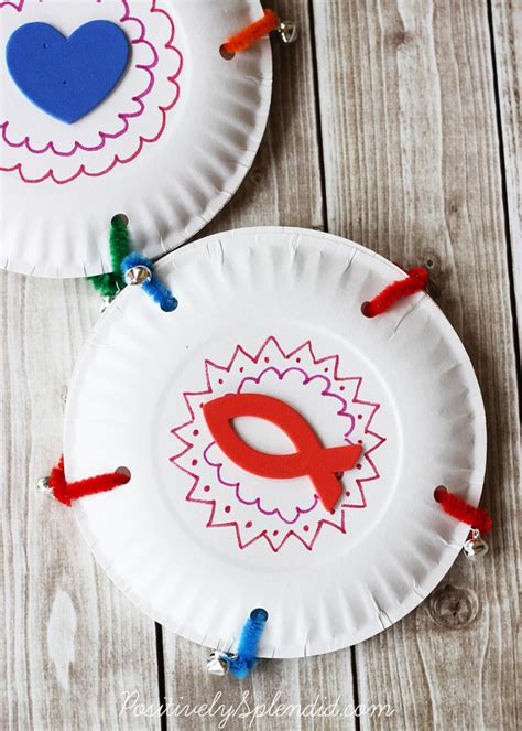 paper plate tambourine - Positively Splendid {Crafts, Sewing, Recipes and Home Decor}