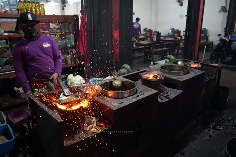 Tidak Seenak Yg Di Solo Review Harizakbaralam Di Restoran Sate