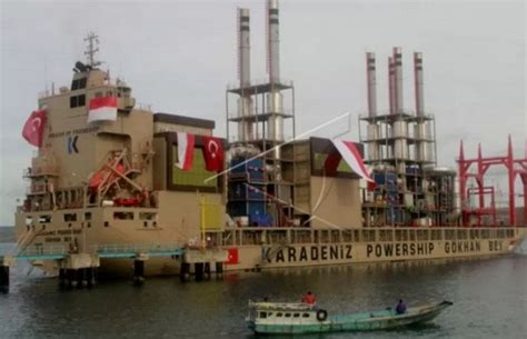 Kapal Pembangkit Listrik Karadeniz Powership Gokhan Bey Asal Turki