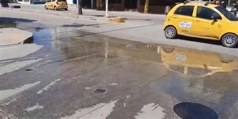 Vuelve Y Juega Rebosamiento De Aguas Negras En La Ebar Norte Canal