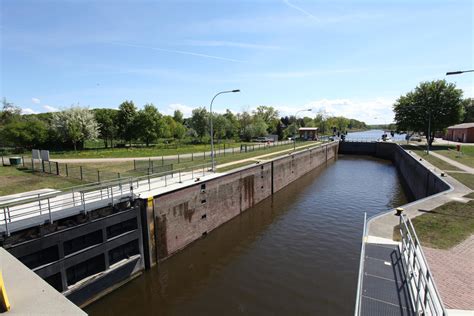 Elbe Lubeck Kanal Binnenvaart In Beeld