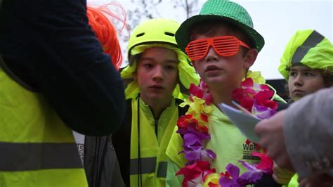 Broederschool Sint Niklaas Fluo Dag Youtube