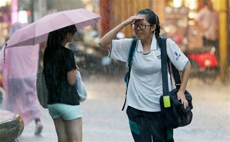 傍晚陣雨來搗亂 台中多處積水 生活 中時