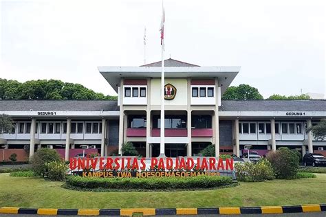 Bukan Pendidikan Dokter Inilah 10 Jurusan Dengan Tingkat Persaingan