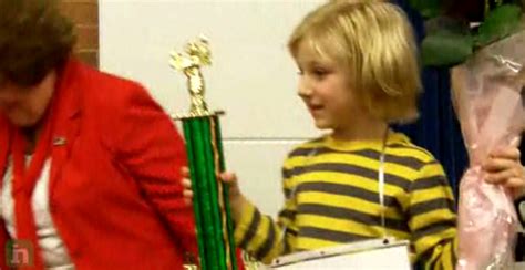 Six Year Old Girl Is The Youngest Spelling Bee Contestant The Mary Sue