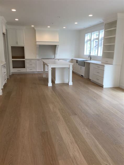 White Oak Floor Pros Qs On Nordic And Bona Haze White Oak