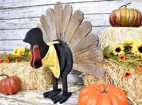 Diy Rustic Wooden Turkey For Fall Or Thanksgiving Farmhouse Country