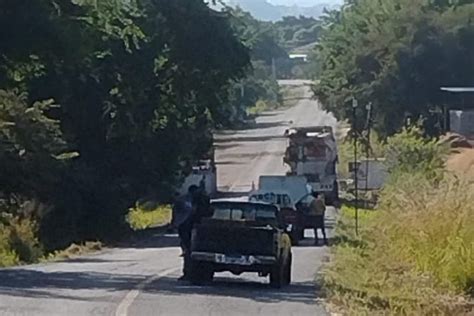 Reportan Enfrentamiento Entre Civiles Armados En Carretera De Michoac N