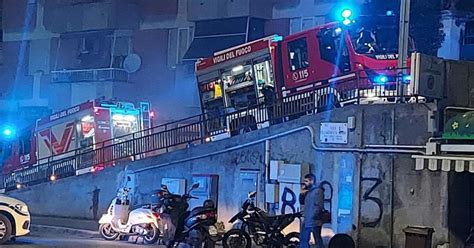 Incendio Nel Box Evacuato Un Condominio