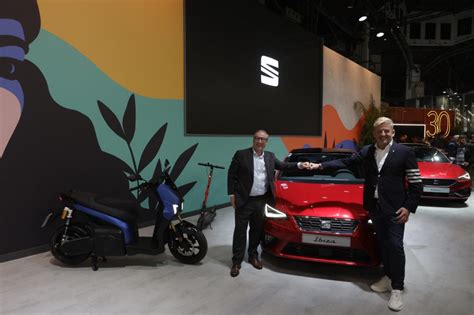 Seat S A Pasado Presente Y Futuro De La Movilidad En Espa A