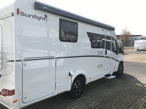 Sunlight V Adventure Edition Caravan Direkt