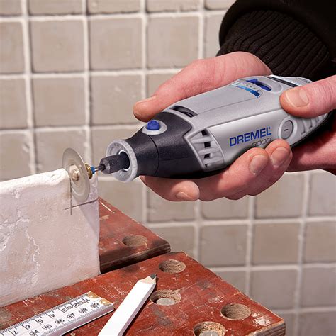 DREMEL Multifunktionswerkzeug 3000 1 25 EZ 130 W Leerlaufdrehzahl 10