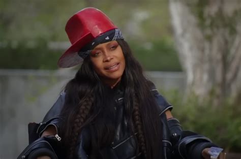 Erykah Badu Says What Politicians Really Mean When They Say Woke